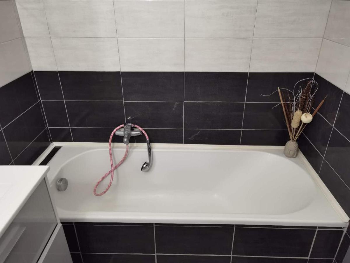 Antibes Home 2P 50M2 With Ac & Free Parking & 2 Balconies Exteriör bild